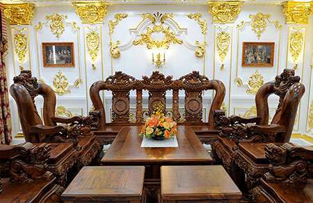 Phòng EMPIRE - The EMPIRE Room (phần 1)