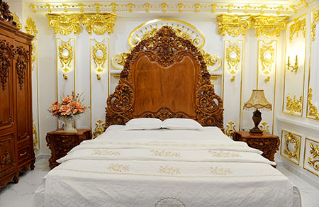 Phòng QUEEN - The QUEEN Room (phần 2)